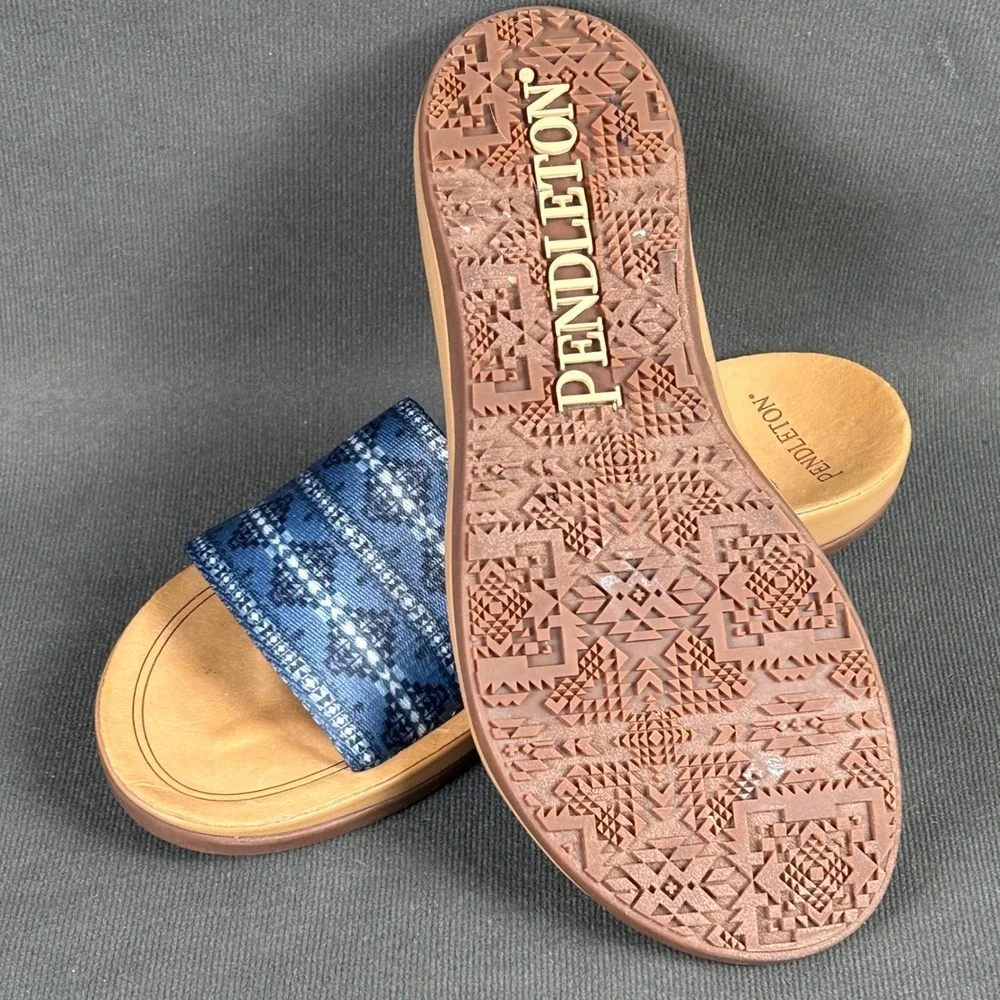 Pendleton‎ Desert Dawn Womens Blue Aztec Geo Slide Slip On Sandals Size 6M